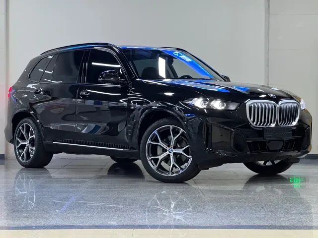 BMW X5 — Фото автомобиля 3