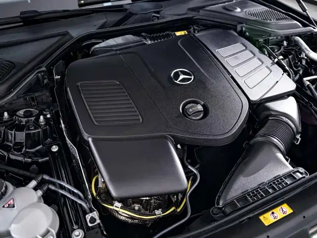 Mercedes-Benz E-Class — Фото автомобиля 13