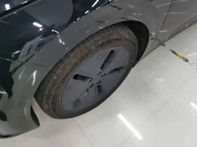 Li Auto Li Auto i6 2025 2WD Base Model — Фото автомобиля 22