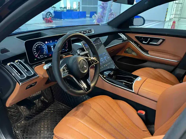 Mercedes-Benz S-Class — Фото автомобиля 8