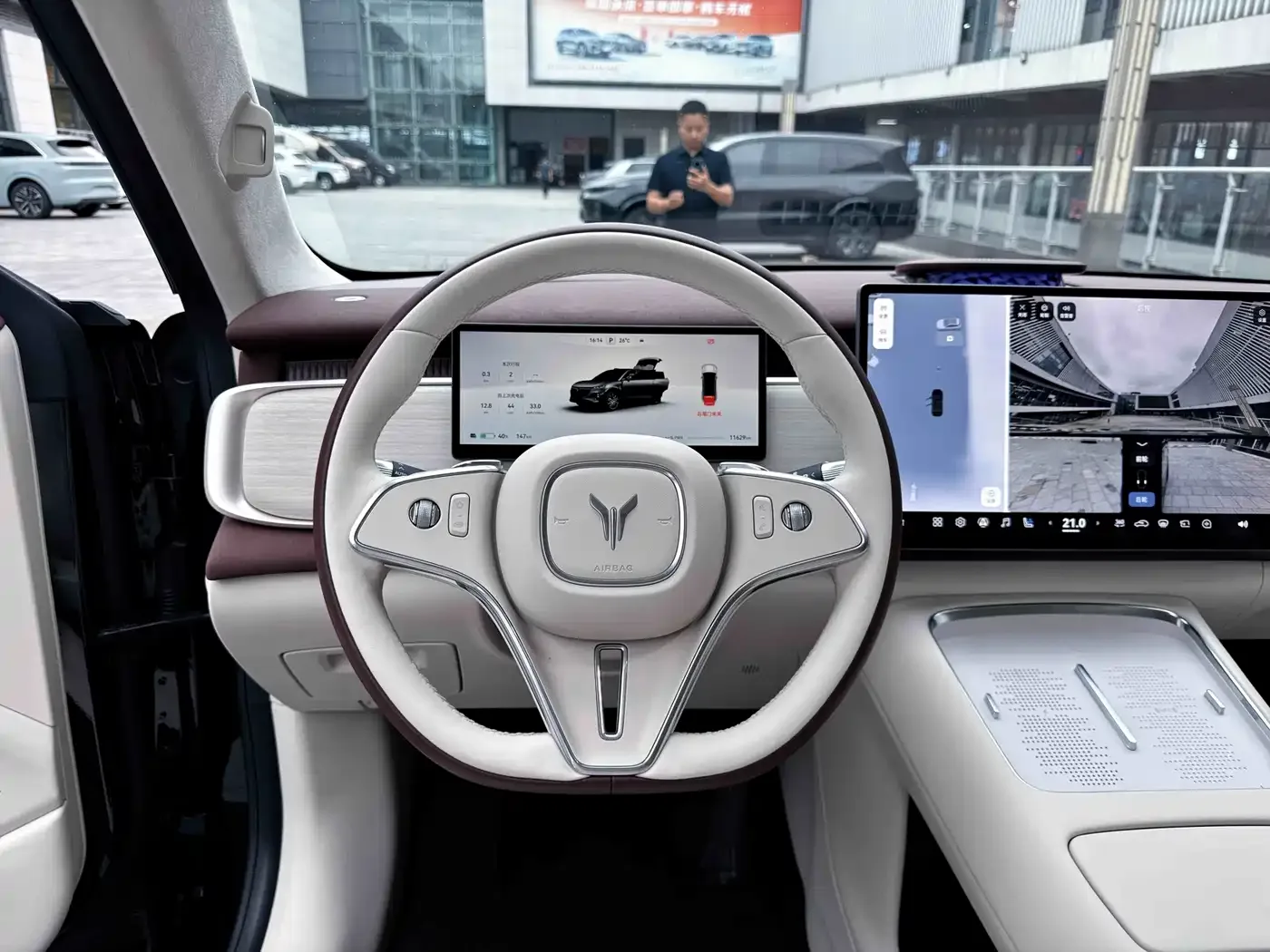 Voyah Auto Voyah Zhiyin 2025 Base — Фото автомобиля 23