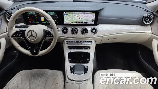 Mercedes-Benz CLS-Class — Фото автомобиля 2