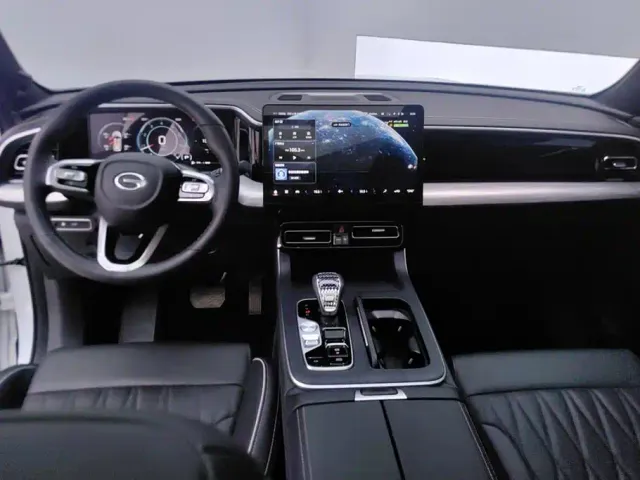 GAC Trumpchi GS8 — Фото автомобиля 12