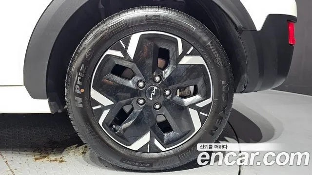 Kia Niro Niro (New) — Фото автомобиля 21