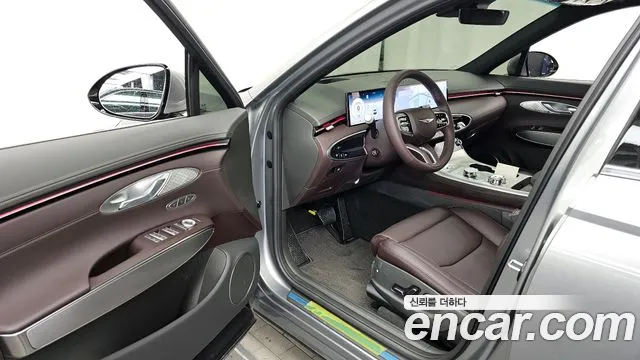 Genesis GV70 2.5T Бензин AWD — Фото автомобиля 6