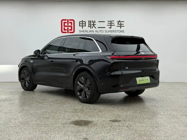 Li Auto L6 — Фото автомобиля 2