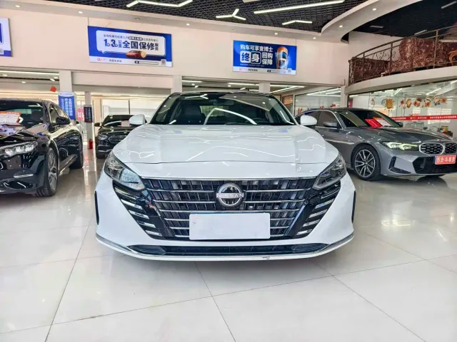 Nissan Teana — Фото автомобиля 2