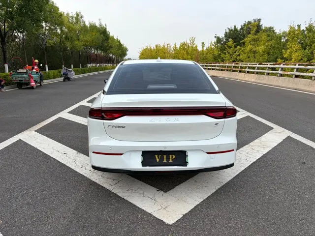 GAC Aion S — Фото автомобиля 8