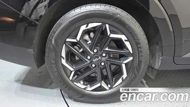 Kia Carnival 4th Gen — Фото автомобиля 5