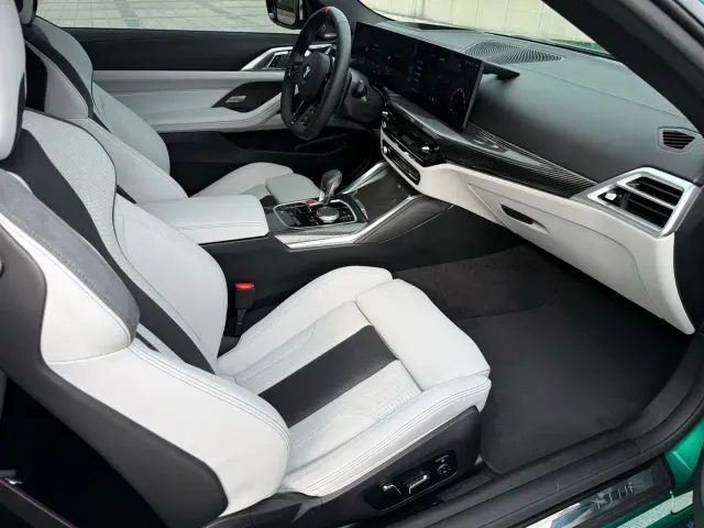 BMW M4 — Фото автомобиля 17