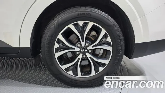 Kia Canival Carnival 4 поколение 9 мест Prestige — Фото автомобиля 19