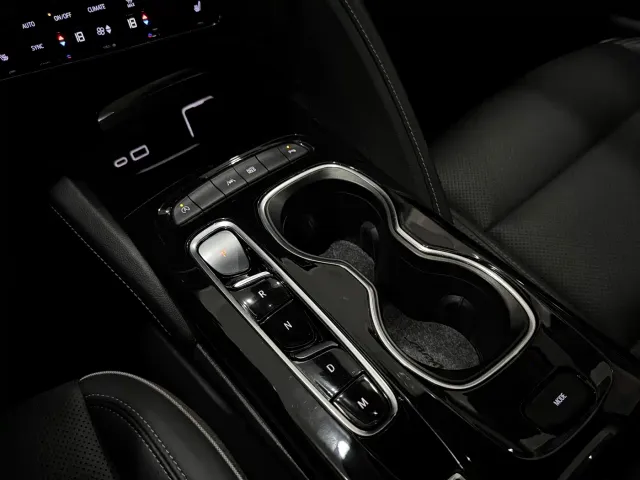 Buick Envision S — Фото автомобиля 10