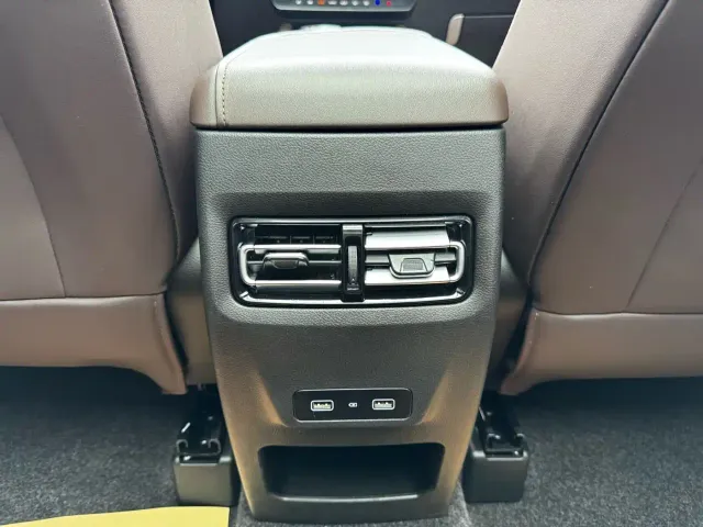 Jetour X90 Plus — Фото автомобиля 16