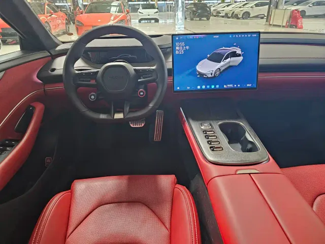 Xiaomi SU7 — Фото автомобиля 5