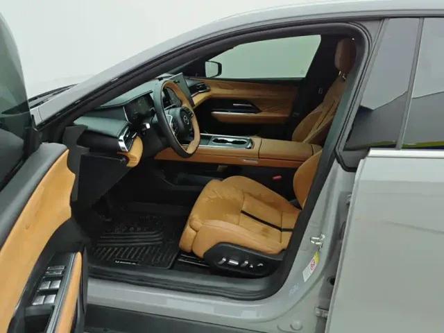 Mazda EZ-6 — Фото автомобиля 9