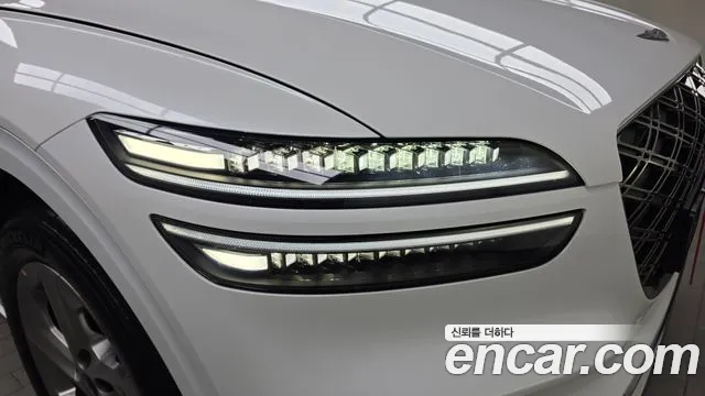 Genesis GV70 — Фото автомобиля 7