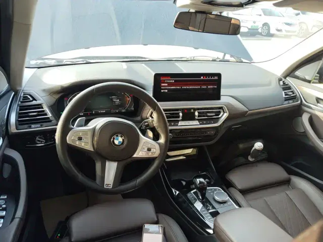 BMW X3 — Фото автомобиля 9