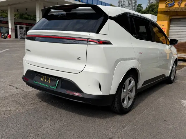 Hycan Z03 — Фото автомобиля 14
