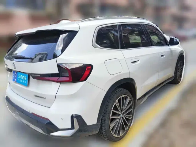 BMW X1 — Фото автомобиля 5