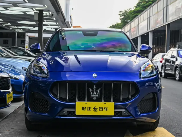 Maserati Grecale — Фото автомобиля 2