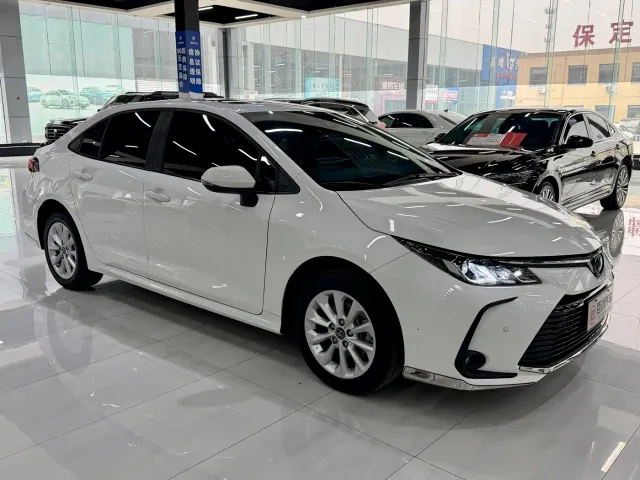 Toyota Corolla — Фото автомобиля 3