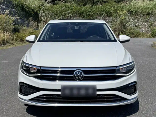 Volkswagen Bora — Фото автомобиля 3