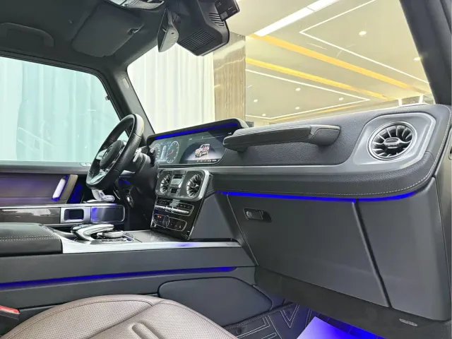 Mercedes-Benz G-Class — Фото автомобиля 13