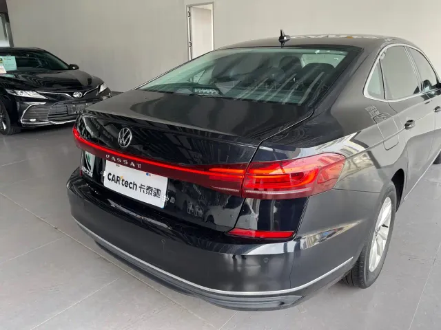 Volkswagen Passat — Фото автомобиля 29