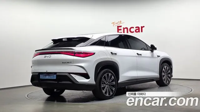 BYD Sealion 7 — Фото автомобиля 2