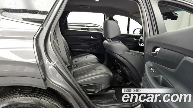 Hyundai Santafe Новый Santa Fe Бензин 2.5T 2WD — Фото автомобиля 8