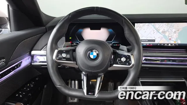 BMW 7 Series G70 — Фото автомобиля 18