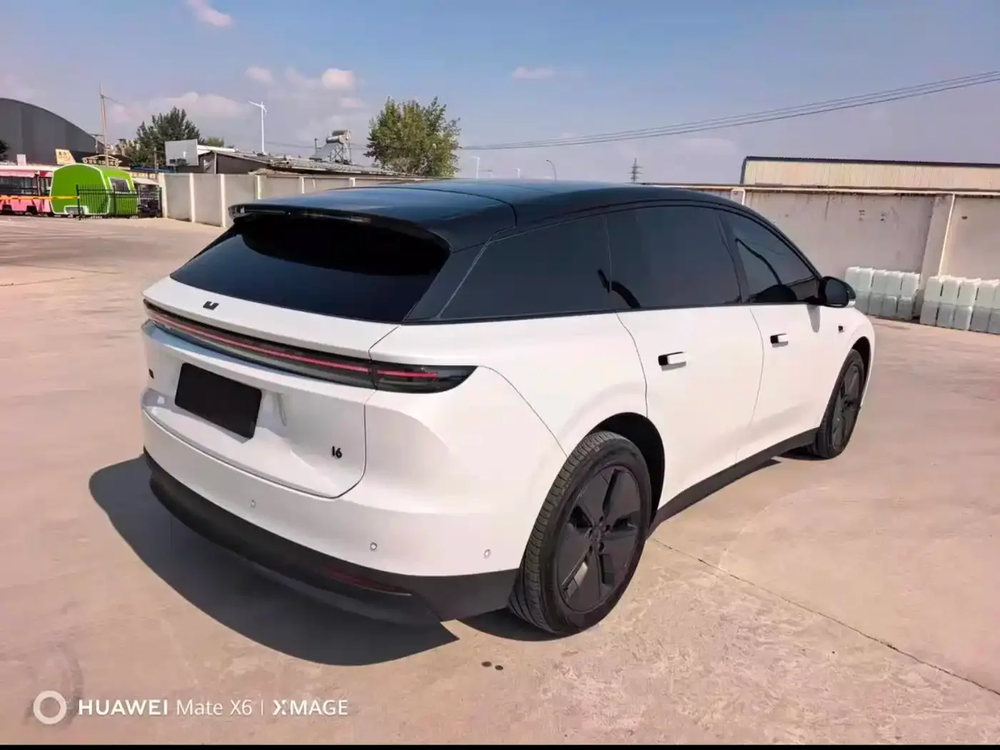 Li Auto Li Auto i6 2025 2WD Base Model — Фото автомобиля 5