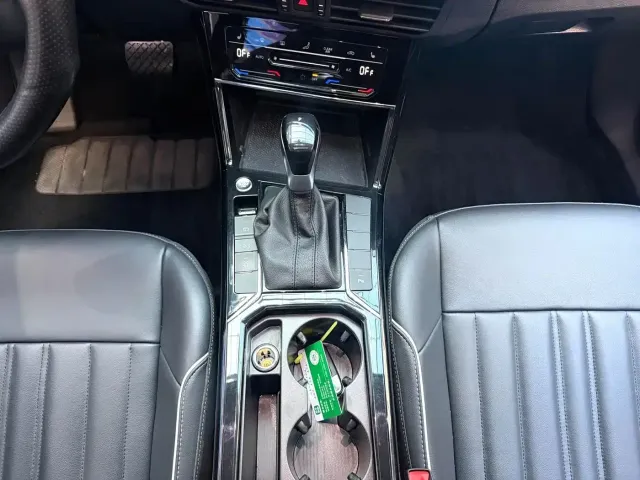 Volkswagen Passat 2023 Facelift 280TSI Elite Edition — Фото автомобиля 11
