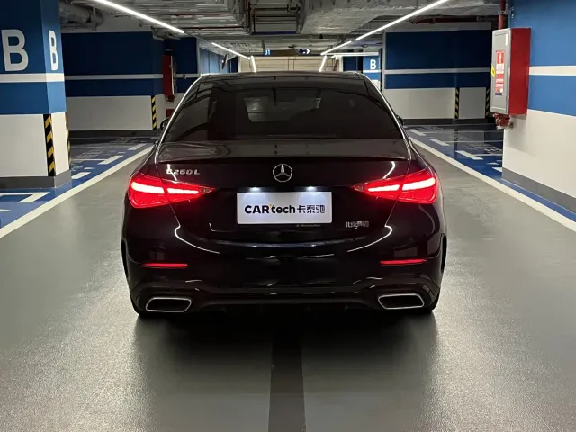 Mercedes-Benz C-Class — Фото автомобиля 8
