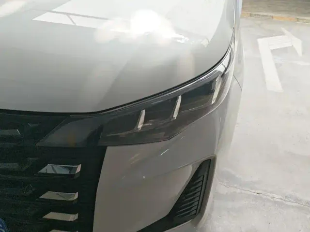 GAC Trumpchi M6 — Фото автомобиля 5