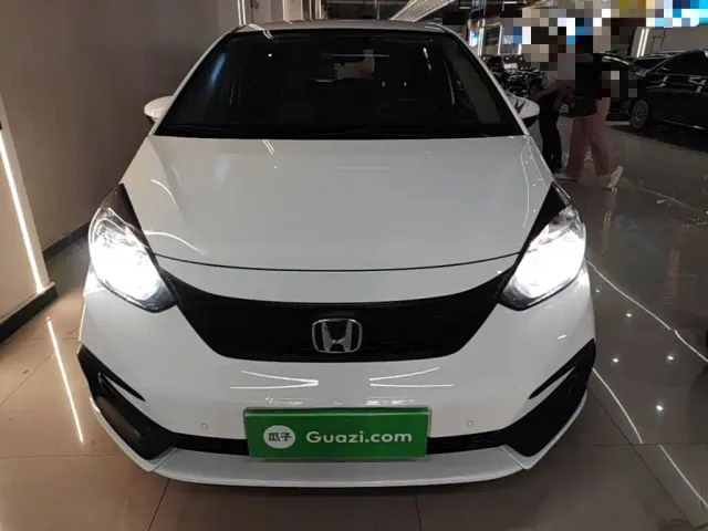 Honda Fit — Фото автомобиля 2