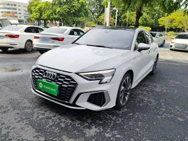Фотография автомобиля — Audi A3