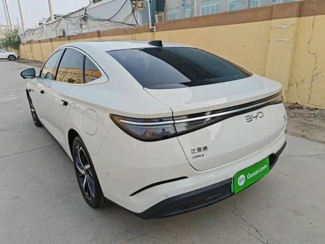 BYD Seal 07 DM-i — Фото автомобиля 4