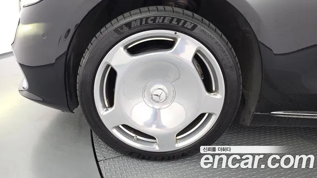 Mercedes-Benz S-Class — Фото автомобиля 5