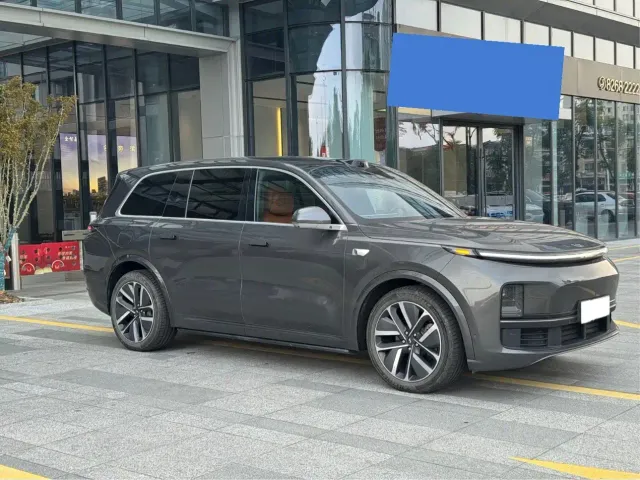Li Auto L9 — Фото автомобиля 3