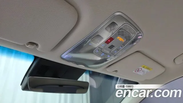 Genesis GV70 — Фото автомобиля 23