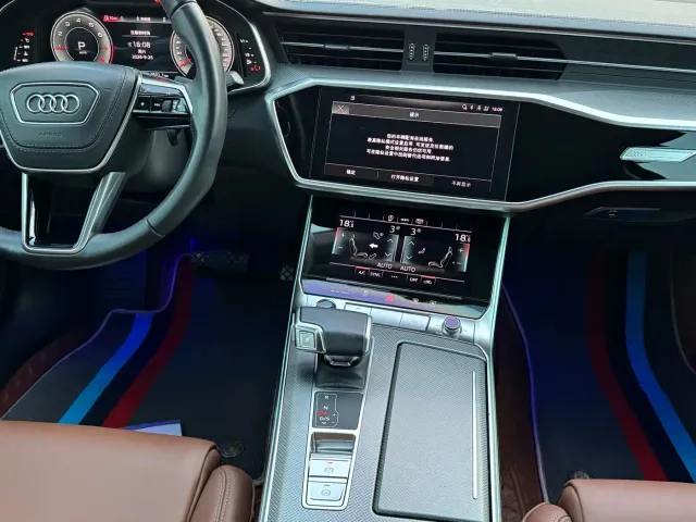 Audi A6L — Фото автомобиля 13