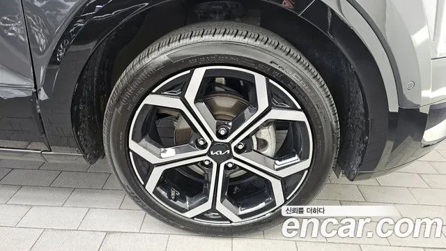 Kia Niro The All New Niro Signature — Фото автомобиля 5
