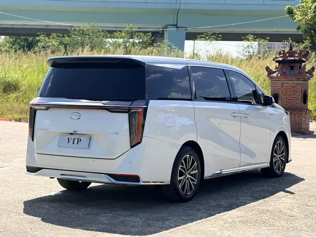GAC Trumpchi M8 — Фото автомобиля 5