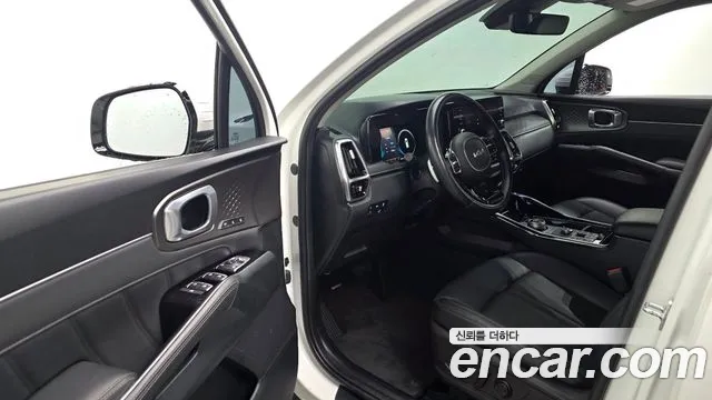 Kia Sorento Sorento 4-е поколение Бензин 2.5T 2WD — Фото автомобиля 9