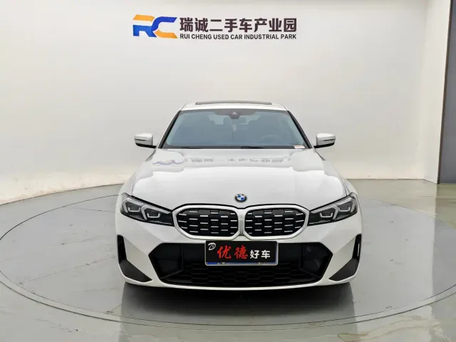 BMW 3 Series — Фото автомобиля 2
