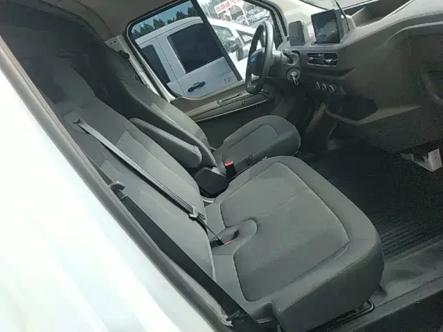 JMC E-Fushun — Фото автомобиля 24