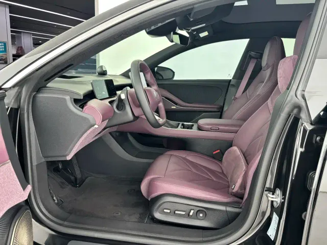 Nio ET5 Touring — Фото автомобиля 12