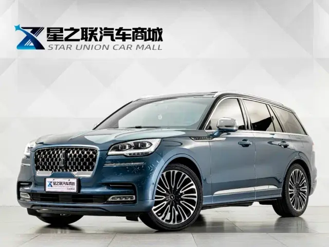 Фотография автомобиля — Lincoln Aviator