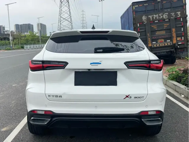 Changan Oushang X5 — Фото автомобиля 8
